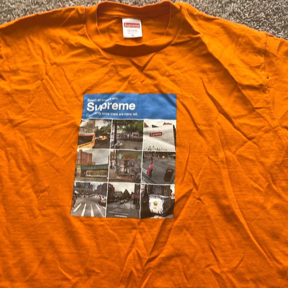 Supreme t shirt